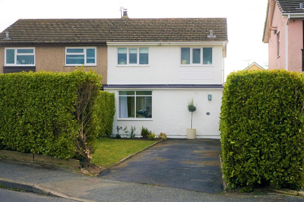 Ser Ar Y Bryn- Lovely Family Home With Garden, Walk To The Village And Beach Saundersfoot Exterior photo