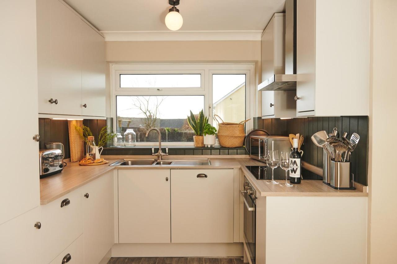 Ser Ar Y Bryn- Lovely Family Home With Garden, Walk To The Village And Beach Saundersfoot Exterior photo