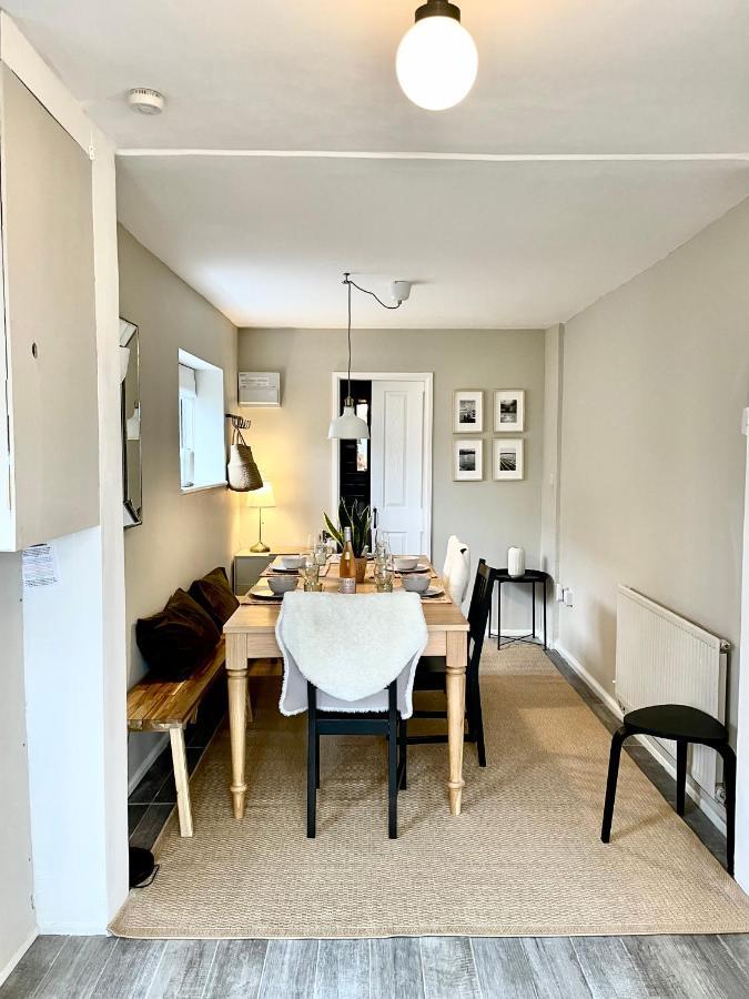 Ser Ar Y Bryn- Lovely Family Home With Garden, Walk To The Village And Beach Saundersfoot Exterior photo